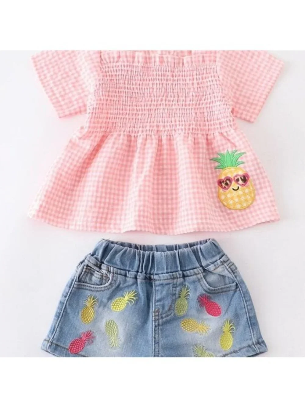 Girls Pink pineapple applique, smock top, denim shorts set, size 2